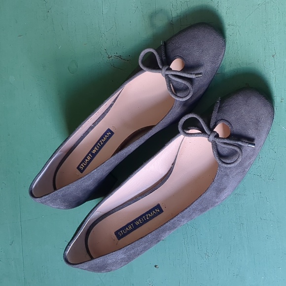 Stuart Weitzman Gabby Suede Pumps Gray - Picture 12 of 12